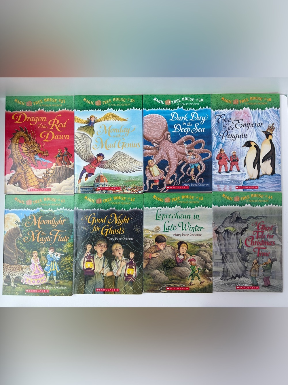 Magic Treehouse Large Lot of 19 Children’s Books - #29-35, 37-46, 48-49 - Picture 3 of 7